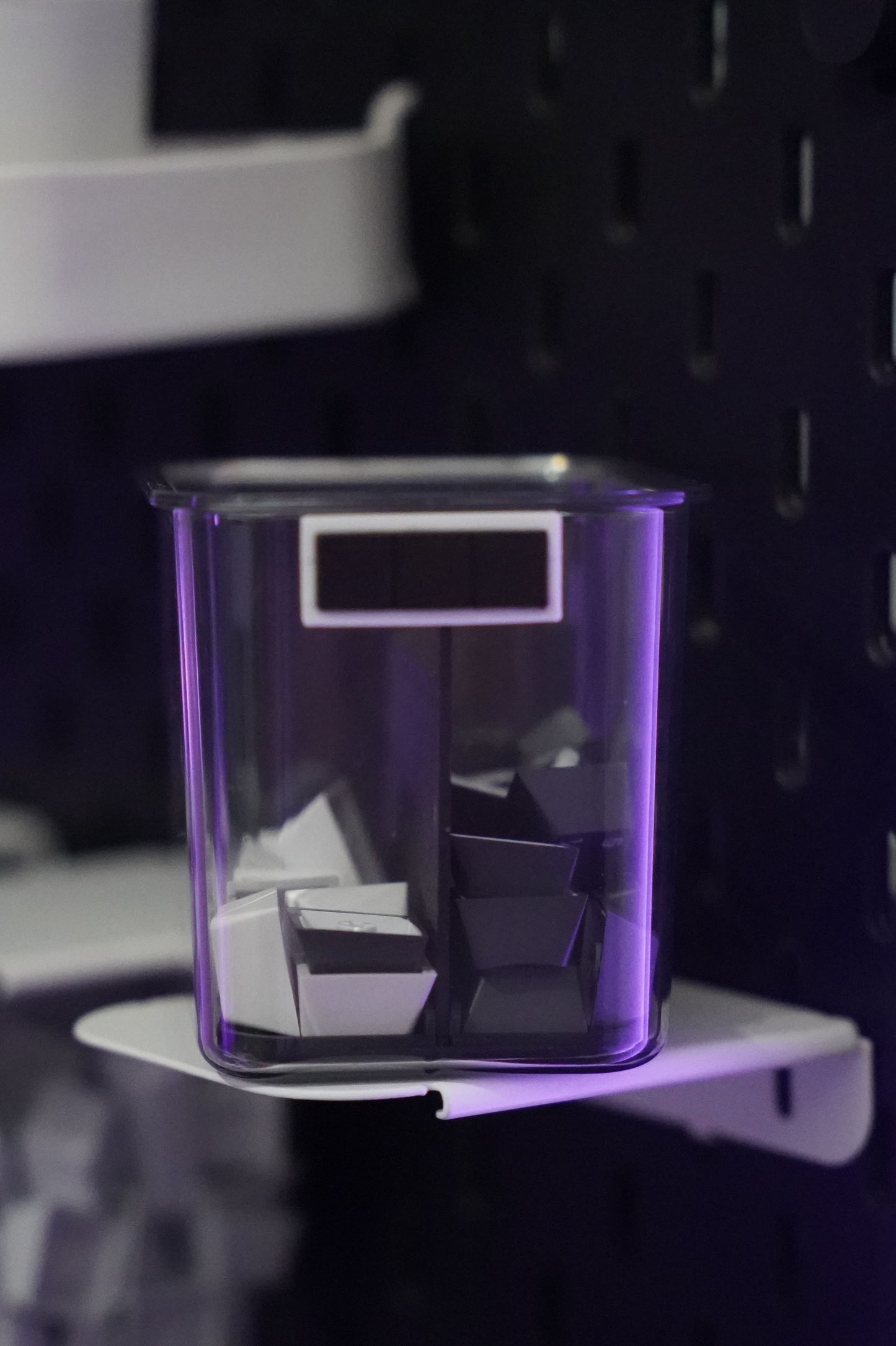 Behälter Magnet